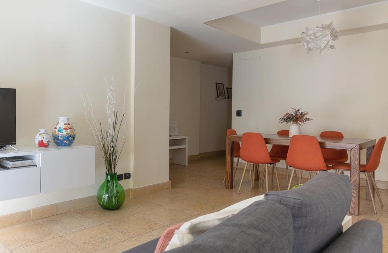 Relax Apartment Inn Catania Luaran gambar